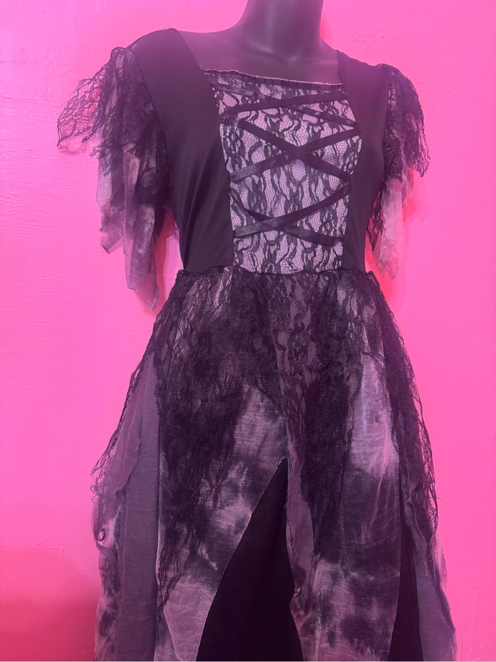 Girls' Black Lace Gothic Layered costume